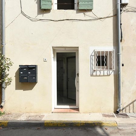 Provencal Studio Netflix Appart-Hotel-Provence La Fare-les-Oliviers ภายนอก รูปภาพ