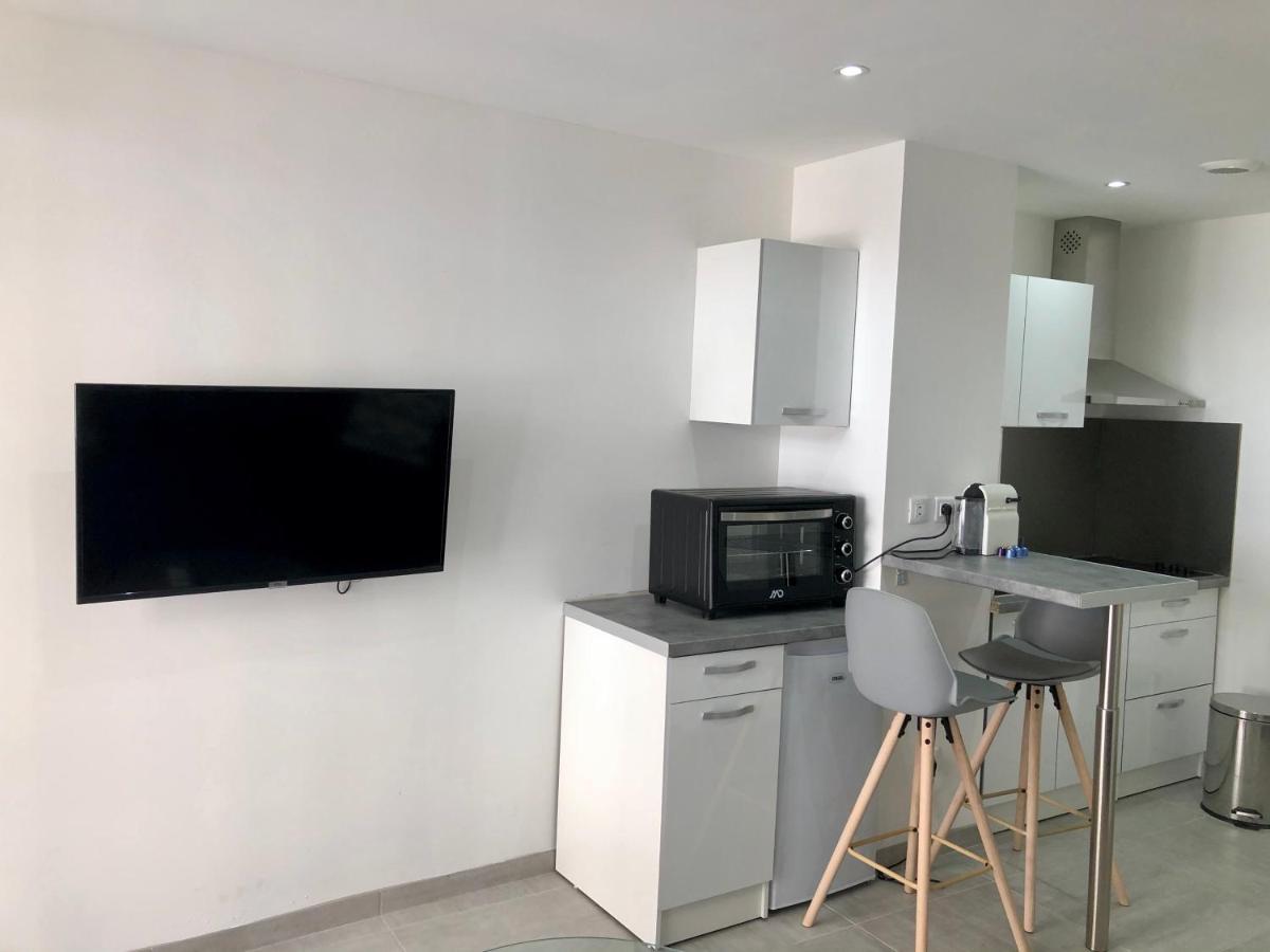Provencal Studio Netflix Appart-Hotel-Provence La Fare-les-Oliviers ภายนอก รูปภาพ