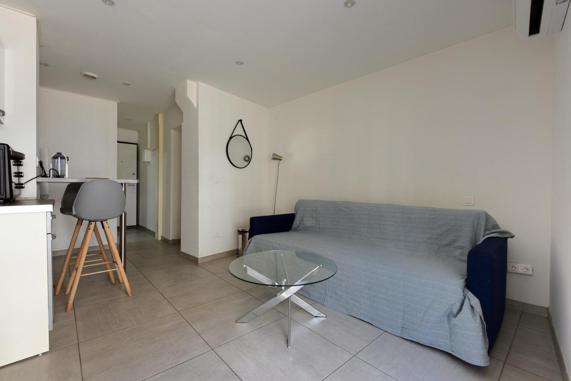 Provencal Studio Netflix Appart-Hotel-Provence La Fare-les-Oliviers ภายนอก รูปภาพ
