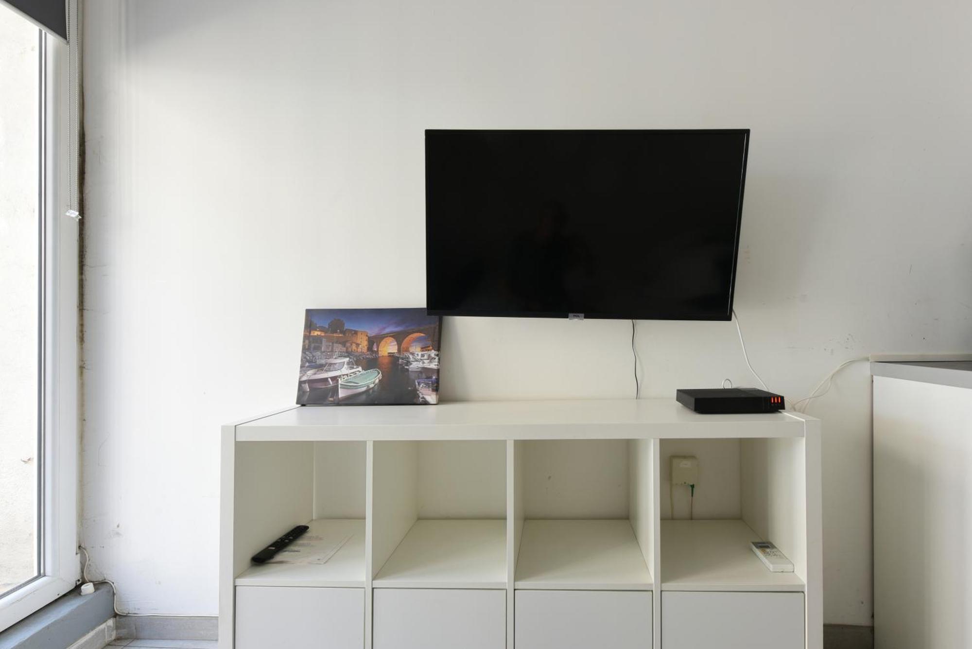 Provencal Studio Netflix Appart-Hotel-Provence La Fare-les-Oliviers ภายนอก รูปภาพ
